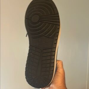 2018
Air Jordan 1 Mid 'Royal Splatter'